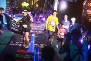 BIB: 100, 3055, 3418, 190
                            <button type="button" onclick="openModal(26275293)" class="btn btn-primary btn-sm float-right btn-popup" data-toggle="modal" data-target=".modal-high-quality">
                        <i class="fas fa-shopping-cart"></i> Add to Cart
                    </button>
                                            <button type="button" onclick="isThisMe(26275293, true)" class="btn btn-success btn-sm float-right btn-popup btn-isme hidden" data-toggle="tooltip" data-placement="bottom" title="นี่คือรูปของคุณใช่ไหม คลิกที่นี่เพื่อเอาเข้าอัลบั้ม">
                        <i class="fas fa-plus"></i> Add to album
                    </button>
                    <button type="button" onclick="isThisMe(26275293, false)" class="btn btn-warning btn-sm float-right btn-popup btn-isnotme hidden">
                        <i class="fas fa-ban"></i> Remove from album
                    </button>